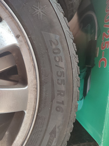 Audi A-6 (3 фото из 4)