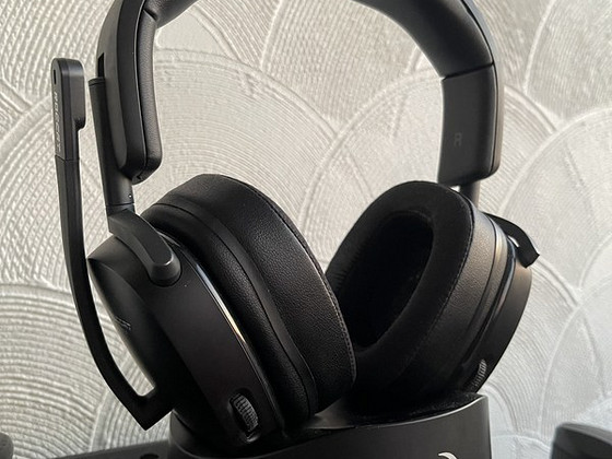 Kõrvaklapid Roccat Syn Max Air Black