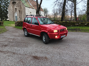 Ford Maverick (6 фото из 15)