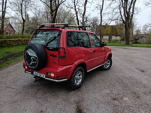 Ford Maverick (9 фото из 15)