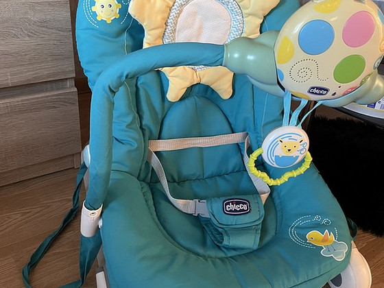 Продам шезлонг Chicco Balloon