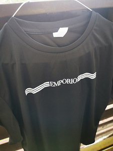 Новая футболка с надписью Emporio, размер L (3 фото из 3)