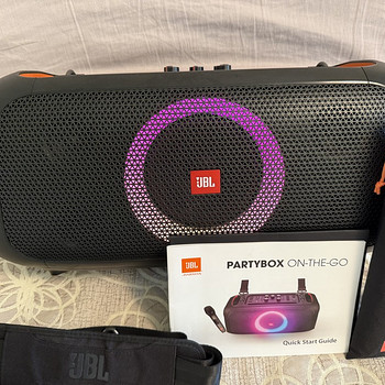 PARTYBOX ON-THE-GO