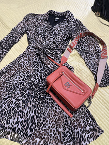 Платье dkny (1 фото из 5)