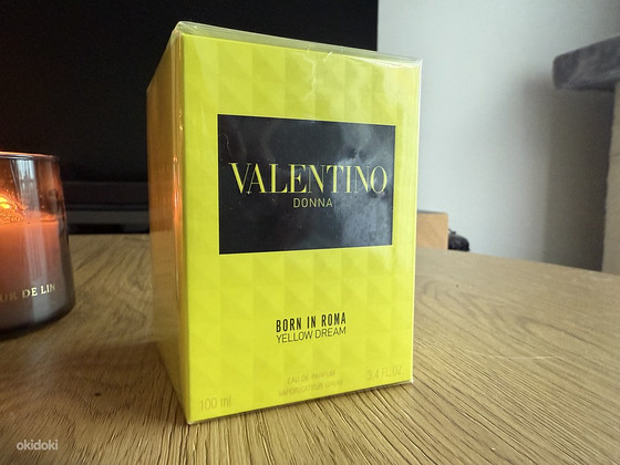 Valentino Donna "Born In Roma" yellow dream 100ml