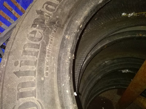 Зимние шины Continental 215/55 r16