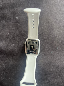 Apple Watch (2 фото из 4)