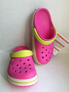 Uued Crocs jalatsid C10-C11 (EU 27-28) (2 foto / 3)