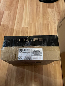 Equipe valge seinaplaat (7 фото из 10)