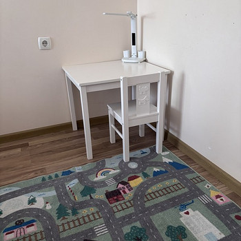 Детский стол, стульчик и ковер (IKEA)