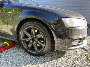 Audi A4 2015 (7 foto / 7)
