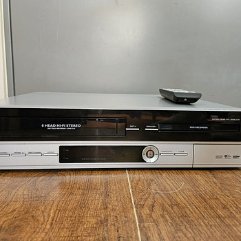 Philips DVDR3510 - DVD Recorder & VCR Combi