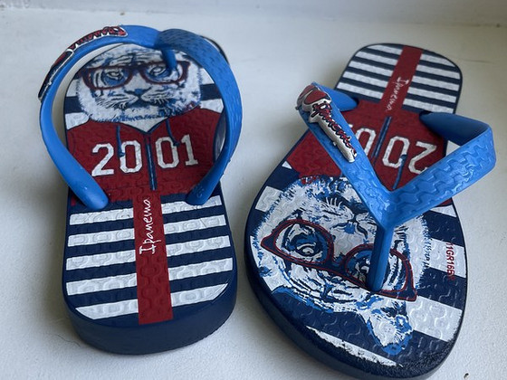 Heas korras stiilsed Ipanema plätud, s. 27 (17,5 cm)
