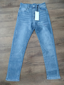 Новые джинсы р. S/M (1 фото из 3)