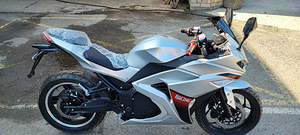 Elektro moped (4 foto / 9)