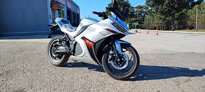 Elektro moped (6 foto / 9)