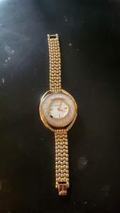 Часы Swarovski (1 фото из 1)