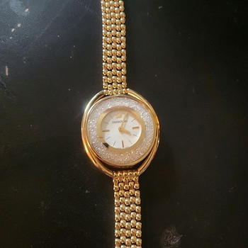 Swarovski kellad