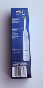 Oral-B Pro Battery Power Toothbrush Precision Clean (2 foto / 5)