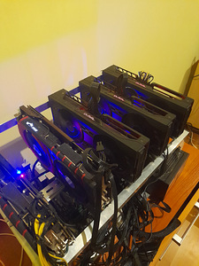 Radeon vega 56 (1 фото из 1)