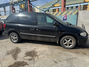 Chrysler Voyager 2,8 automaat varuosadeks (2 foto / 6)