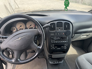 Chrysler Voyager 2,8 automaat varuosadeks (6 foto / 6)