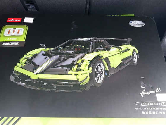 Auto mudel Pagani Huayura BC