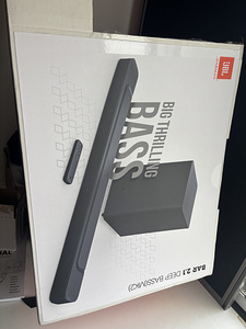 Soundbar JBL (1 foto / 3)