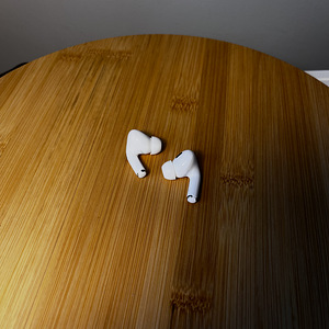 AirPods Pro kõrvaklapid (2nd generation) (1 foto / 2)
