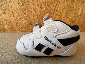 REEBOK (1 фото из 2)