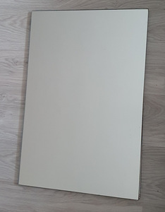 Peegel mõõtudega 72x48cm (1 foto / 3)