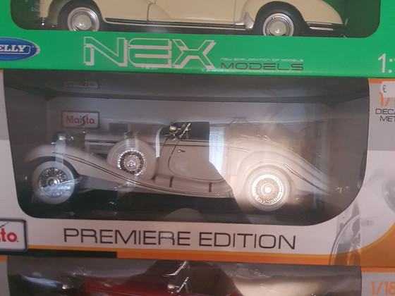 Модели mercedes 1:18 на продажу