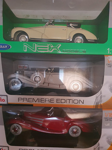 Модели mercedes 1:18 на продажу (1 фото из 2)