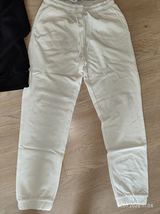 Новые тренировочные штаны S/M (2 фото из 2)