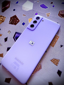 Samsung Galaxy S21 128 GB (1 foto / 3)