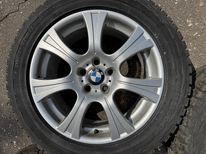 18" диски BMW X5 5x120 + шипованные шины 255/55/18 (1 фото из 7)