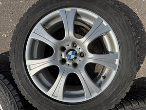 18" диски BMW X5 5x120 + шипованные шины 255/55/18 (2 фото из 7)