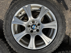 18" диски BMW X5 5x120 + шипованные шины 255/55/18 (3 фото из 7)