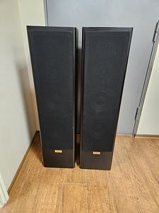 Audes 190AS-034 HiFi põrandakõlarid. (1 foto / 4)