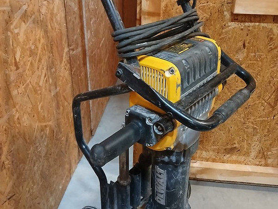 Müüa Dewalt lööktrell heas seisukorras