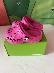 Crocs (1 фото из 3)