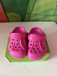 Crocs (2 фото из 3)