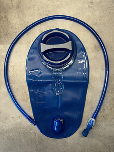 Deuter rattaseljakott koos CamelBak joogisüsteemiga (7 foto / 7)