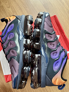 Uued Nike Vapormax Plus tossud. S 42 (2 foto / 6)