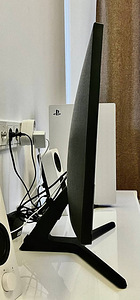 Samsung UHD Monitor UR55 (2 foto / 3)