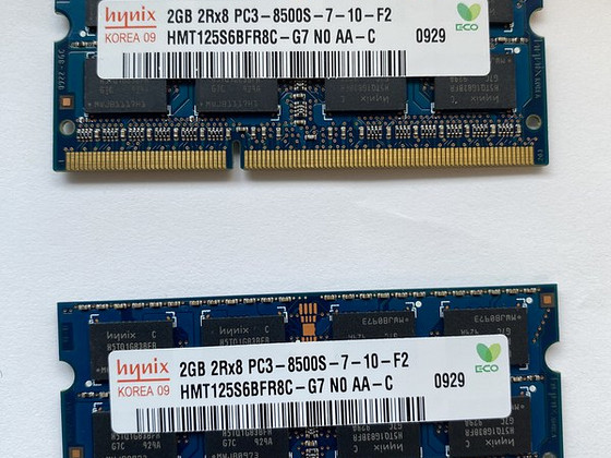 Hynix DDR3 2GB 1066MHz CL7 HMT125S6BFR8C-G7