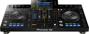 Pioneer XDJ-RX All-in-one DJ system WITH A CASE (1 foto / 5)