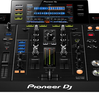 Pioneer XDJ-RX универсальная DJ-система С ЧЕХЛОМ