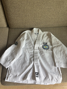 Müüa taekwondo kimono (1 foto / 5)