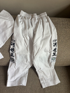 Müüa taekwondo kimono (5 foto / 5)